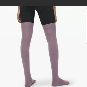 Lululemon Savana Socks Frosted Mulberry M/L